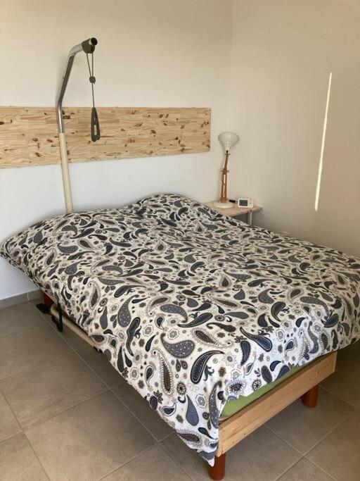 La Fare-les-Oliviers Appartement Rdc Avec Parking Prive מראה חיצוני תמונה